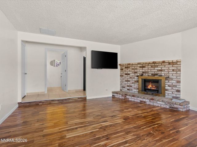 1529 Valley View Drive, Carson City, NV 89701