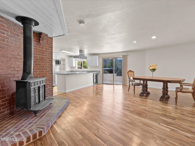 1529 Valley View Drive, Carson City, NV 89701