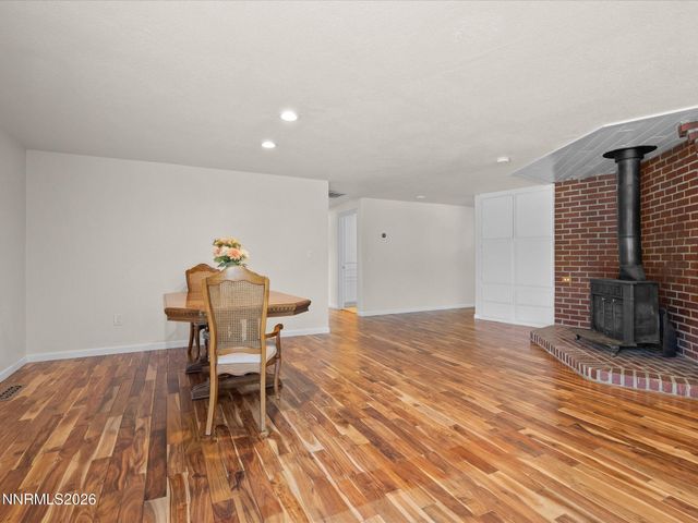 1529 Valley View Drive, Carson City, NV 89701