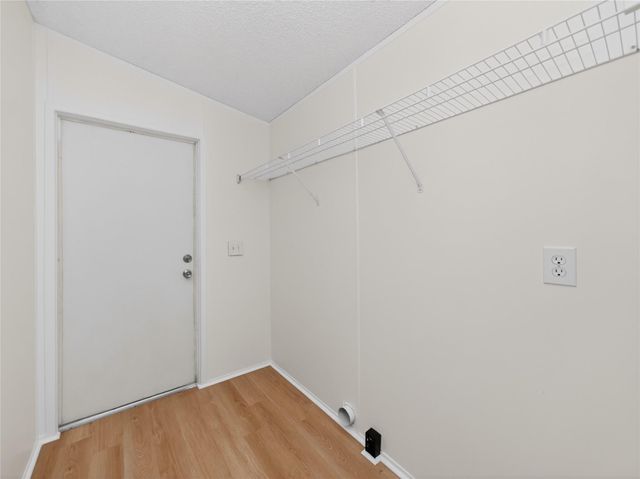 2846 Indian TRL, Kingsland, TX 78639