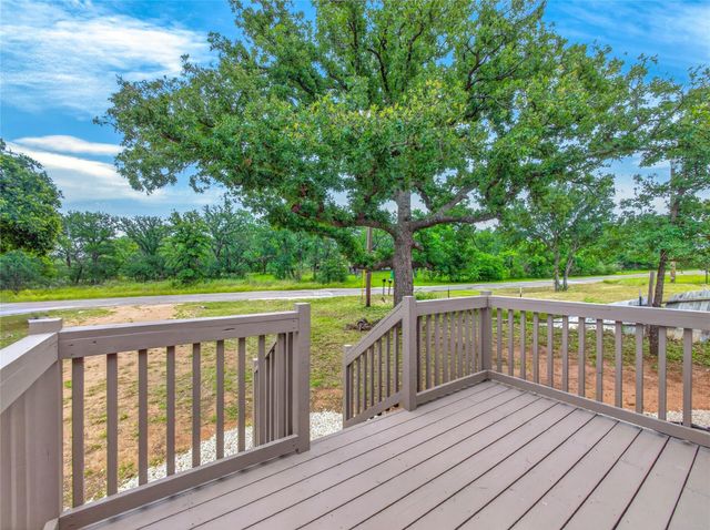 2846 Indian TRL, Kingsland, TX 78639