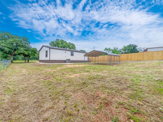 2846 Indian TRL, Kingsland, TX 78639