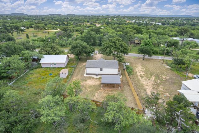 2846 Indian TRL, Kingsland, TX 78639