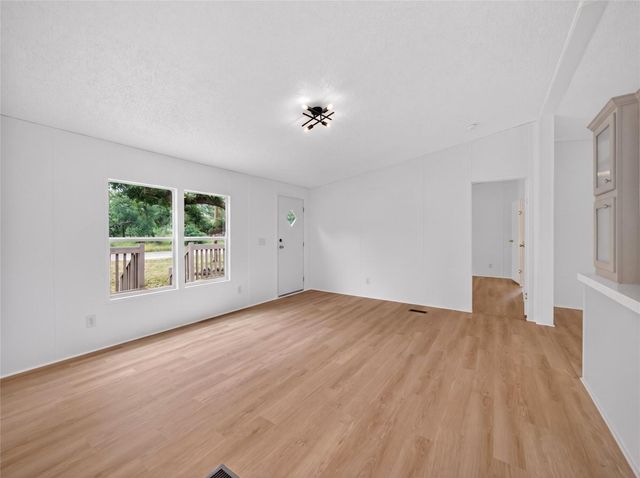 2846 Indian TRL, Kingsland, TX 78639