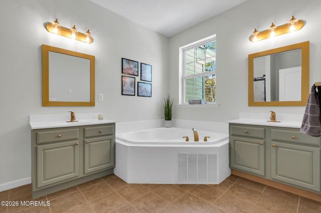 268 Hawthorne Lane, Barnegat, NJ 08005