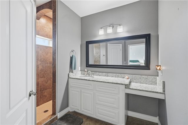 3805 Castle Valley Dr, Corpus Christi, TX 78410