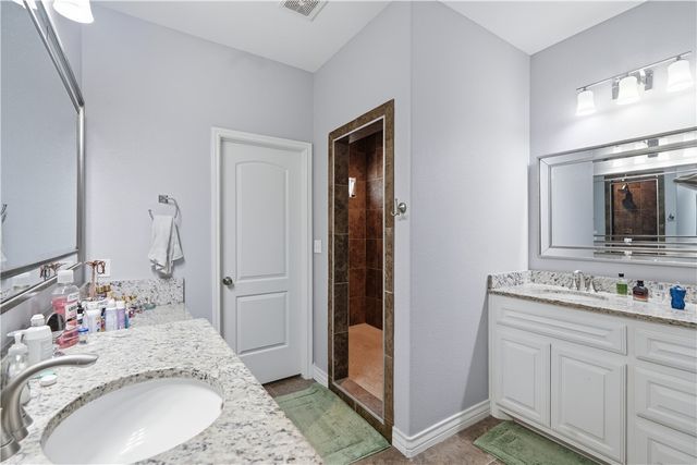 3805 Castle Valley Dr, Corpus Christi, TX 78410