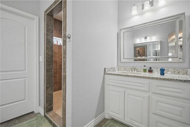 3805 Castle Valley Dr, Corpus Christi, TX 78410