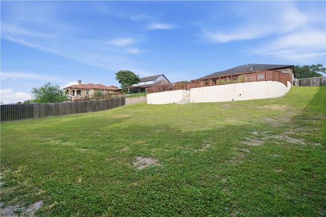 3805 Castle Valley Dr, Corpus Christi, TX 78410
