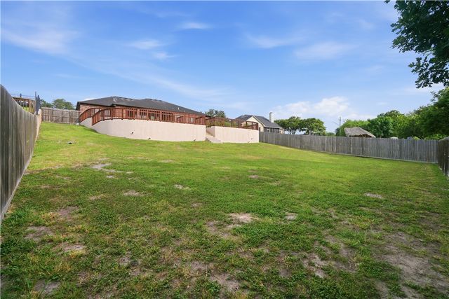 3805 Castle Valley Dr, Corpus Christi, TX 78410