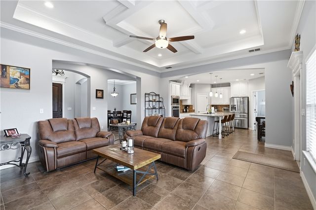 3805 Castle Valley Dr, Corpus Christi, TX 78410