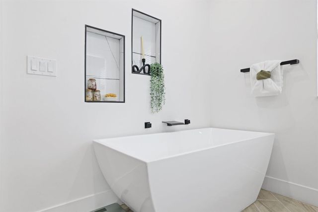 706 Sunset Road, West Palm Beach, FL 33401