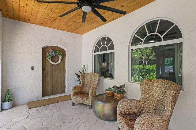 706 Sunset Road, West Palm Beach, FL 33401