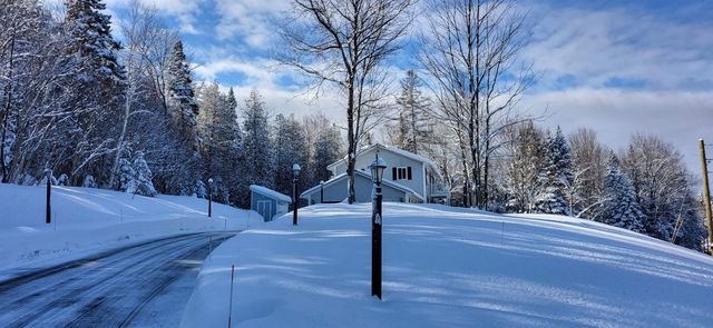 4 Pierre Road, Stewartstown, NH 03597