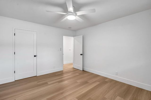 2571 W Magill Avenue, Fresno, CA 93711