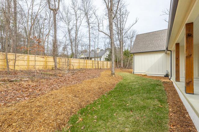 498 Hargis Road, Signal Mountain, TN 37377