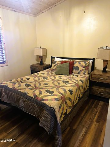 905 Sunrise Boulevard, Sevierville, TN 37862