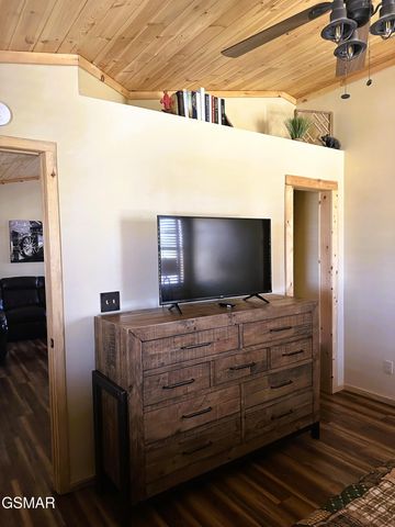 905 Sunrise Boulevard, Sevierville, TN 37862