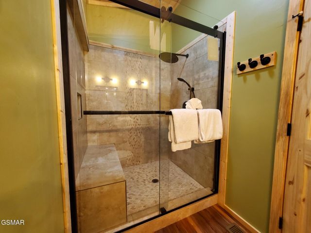 905 Sunrise Boulevard, Sevierville, TN 37862