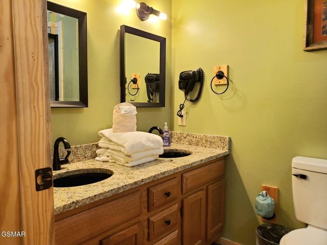 905 Sunrise Boulevard, Sevierville, TN 37862