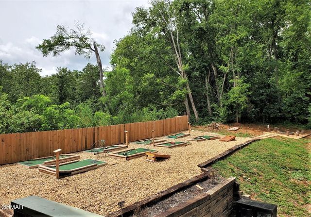 905 Sunrise Boulevard, Sevierville, TN 37862