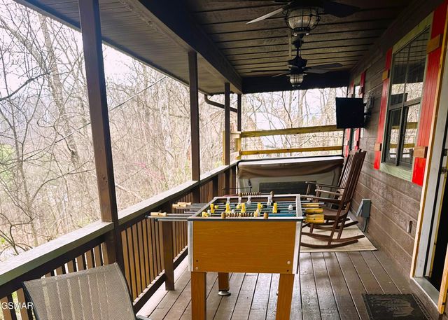 905 Sunrise Boulevard, Sevierville, TN 37862