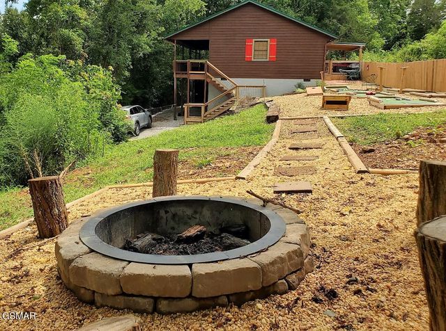 905 Sunrise Boulevard, Sevierville, TN 37862