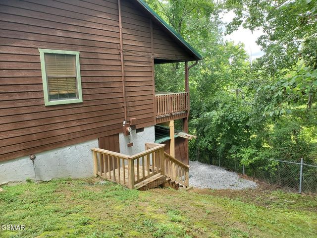 905 Sunrise Boulevard, Sevierville, TN 37862