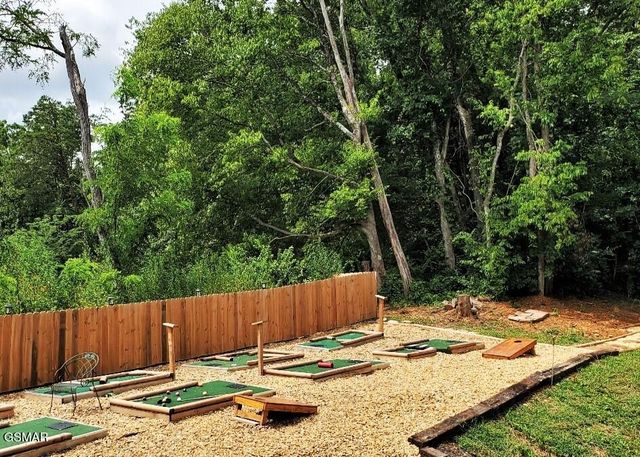 905 Sunrise Boulevard, Sevierville, TN 37862