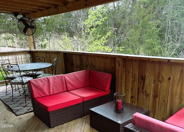 905 Sunrise Boulevard, Sevierville, TN 37862