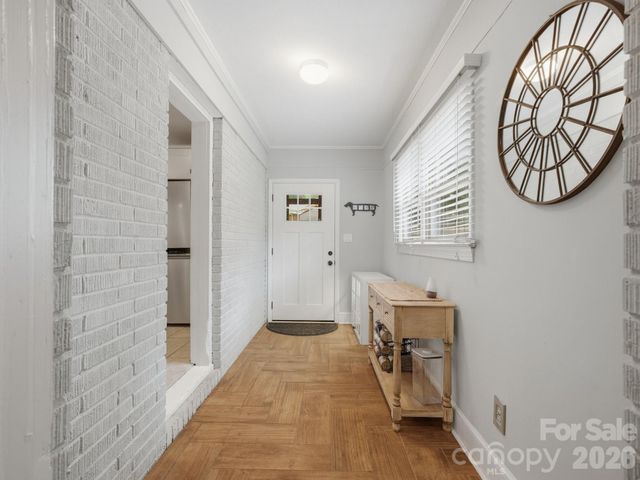 6238 Rosecrest Drive, Charlotte, NC 28210