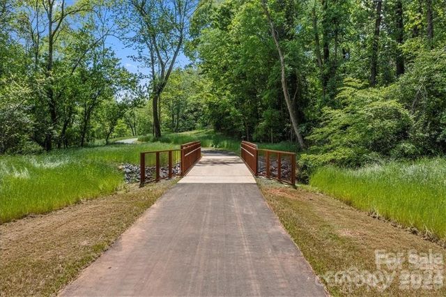 6238 Rosecrest Drive, Charlotte, NC 28210