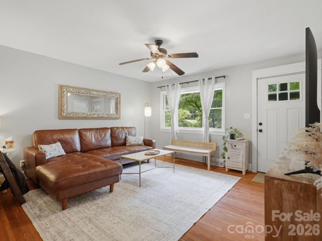 6238 Rosecrest Drive, Charlotte, NC 28210