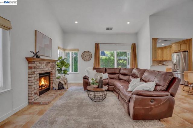 2154 Alexander Way, Pleasanton, CA 94588