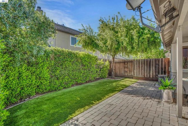 2154 Alexander Way, Pleasanton, CA 94588