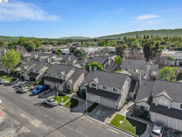 2154 Alexander Way, Pleasanton, CA 94588