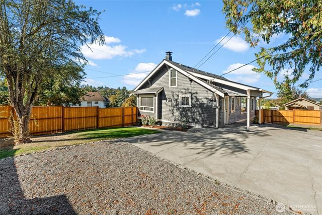 3525 E T Street, Tacoma, WA 98404