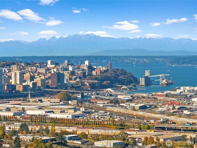 3525 E T Street, Tacoma, WA 98404