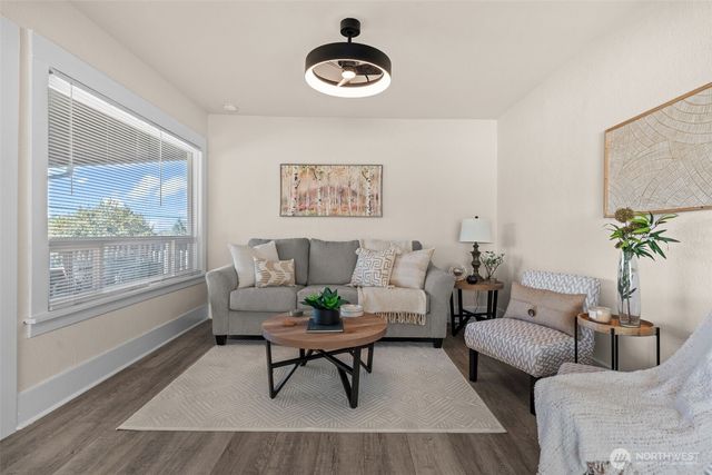 3525 E T Street, Tacoma, WA 98404