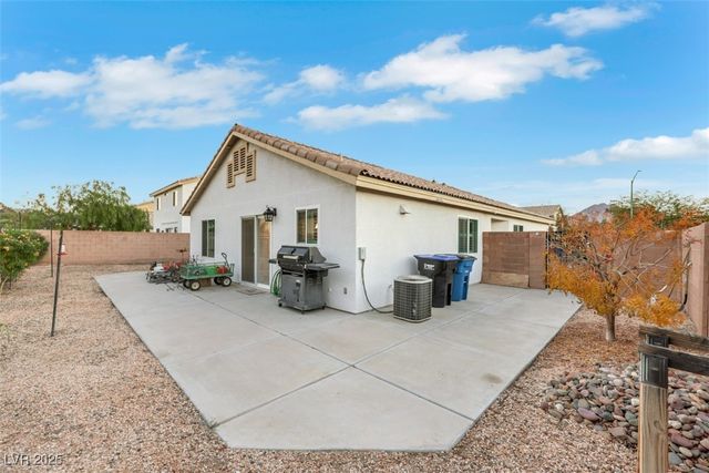 1064 Eagle Owl Avenue, Henderson, NV 89015