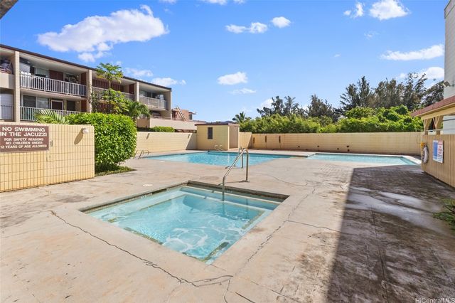 5085 Likini Street B207, Honolulu, HI 96818