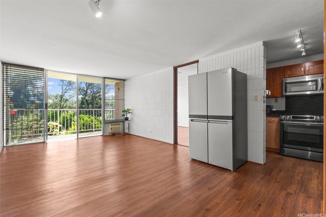 5085 Likini Street B207, Honolulu, HI 96818