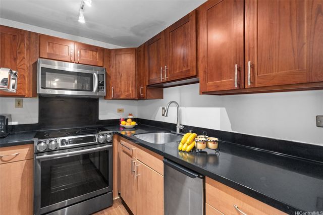 5085 Likini Street B207, Honolulu, HI 96818