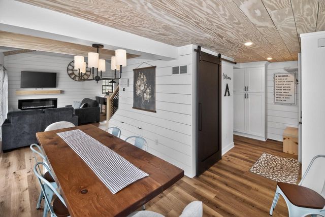 W2186 Wilmers Grove ROAD, East Troy, WI 53120