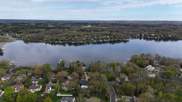 W2186 Wilmers Grove ROAD, East Troy, WI 53120