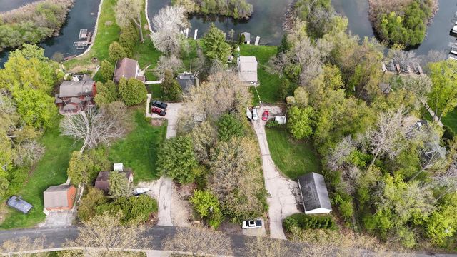 W2186 Wilmers Grove ROAD, East Troy, WI 53120