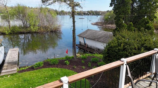 W2186 Wilmers Grove ROAD, East Troy, WI 53120