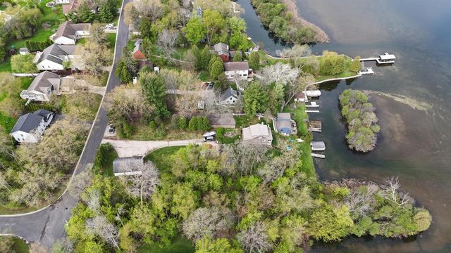 W2186 Wilmers Grove ROAD, East Troy, WI 53120