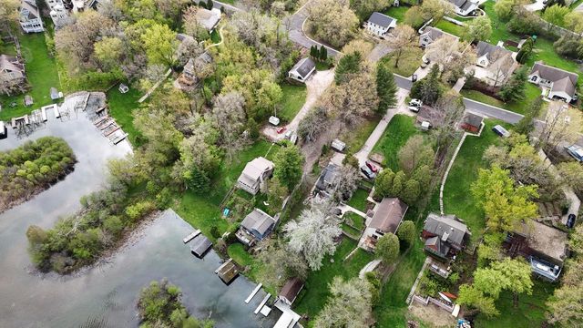 W2186 Wilmers Grove ROAD, East Troy, WI 53120