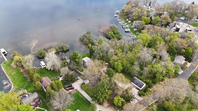 W2186 Wilmers Grove ROAD, East Troy, WI 53120